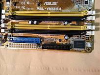 https://upload.wikimedia.org/wikipedia/commons/thumb/2/29/RAM_Slots.jpg/228px-RAM_Slots.jpg